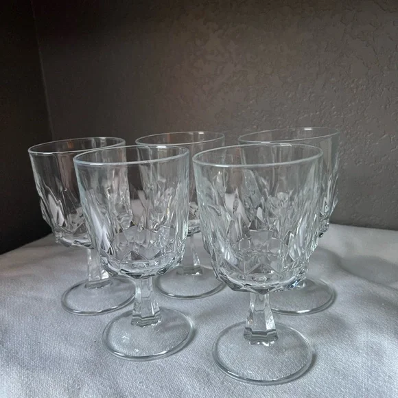 Vintage Arcoroc France Artic Wine Glass Set Of 5 Stemmed Wine Water Goblets - Picture 9 of 9